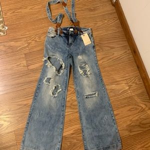 Litz distressed jeans.